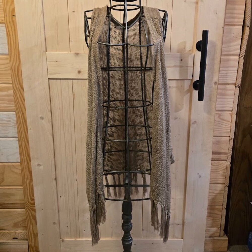 Crochet and Lace Beige Fringed Cardigan